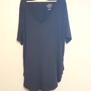 Black Super Soft tunic tee